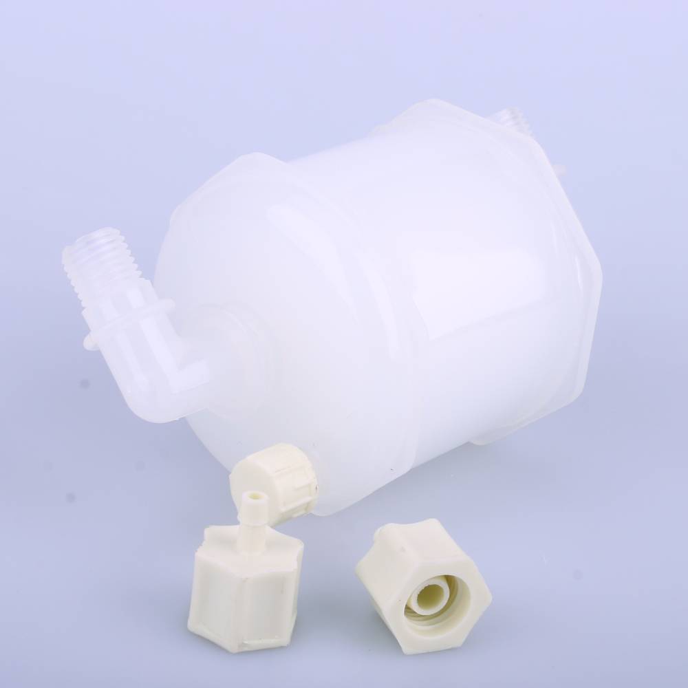 Pall capsule filter bent connector